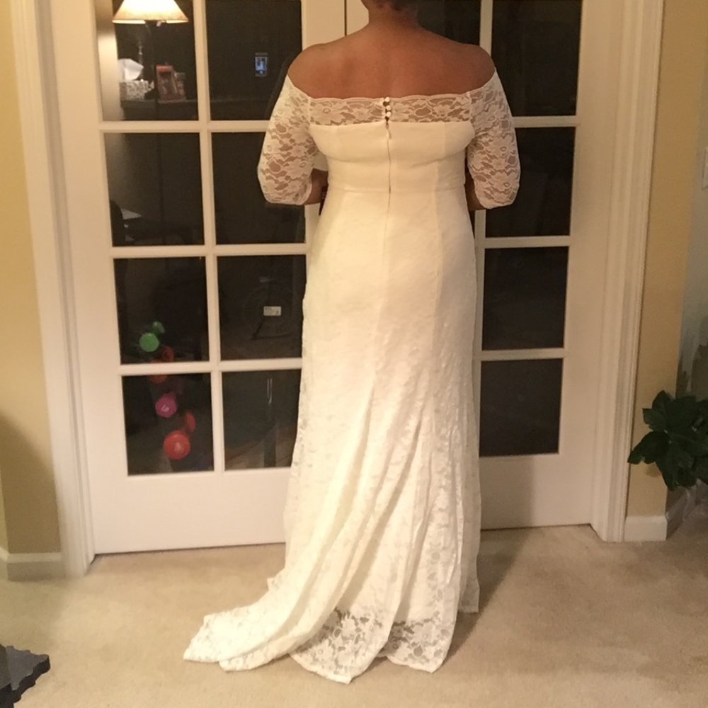 TORRID LACE OFF SHOULDER FIT & FLARE WEDDING DRESS - Picture 6 of 15